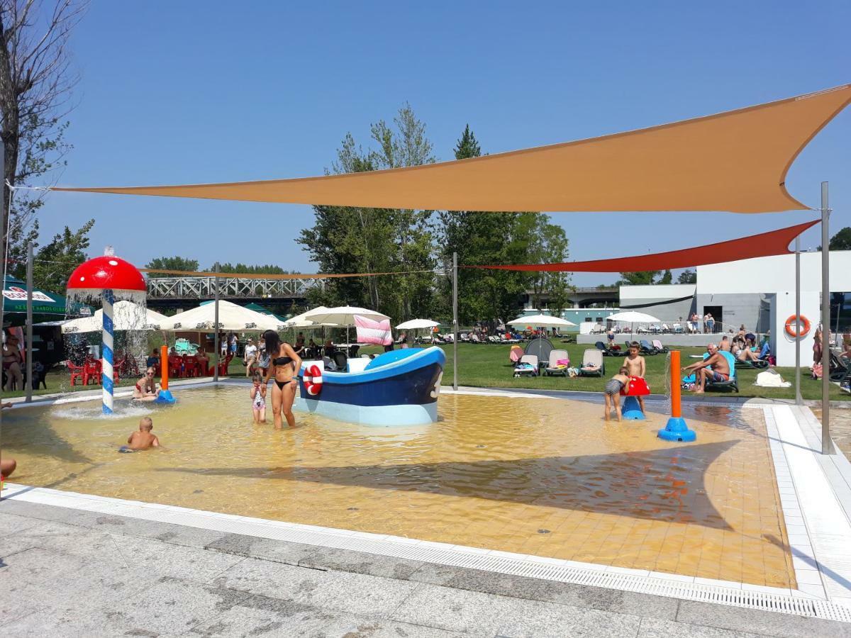 Sissi Residence With Free Parking Lot ブダペスト エクステリア 写真